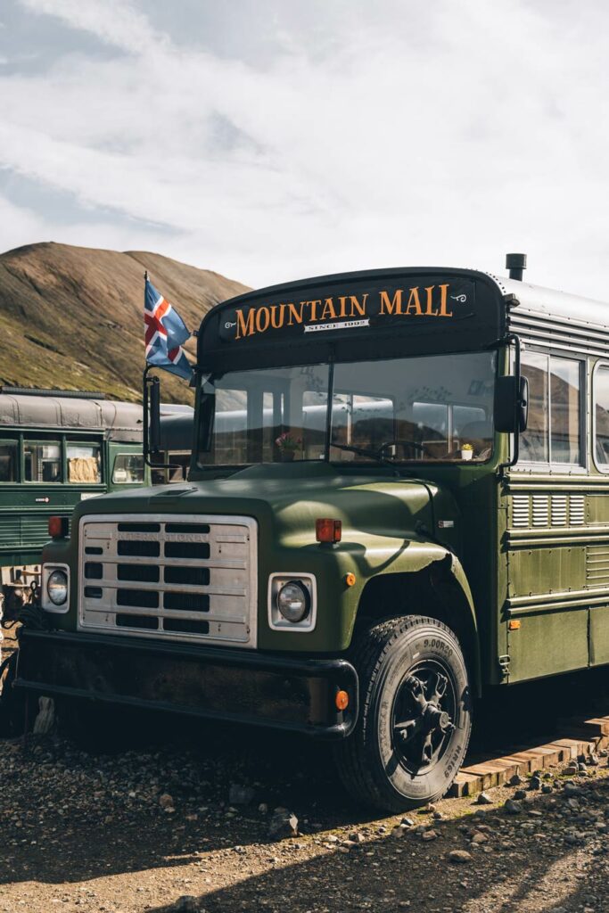 School Bus, Landmannalaugar, Islande