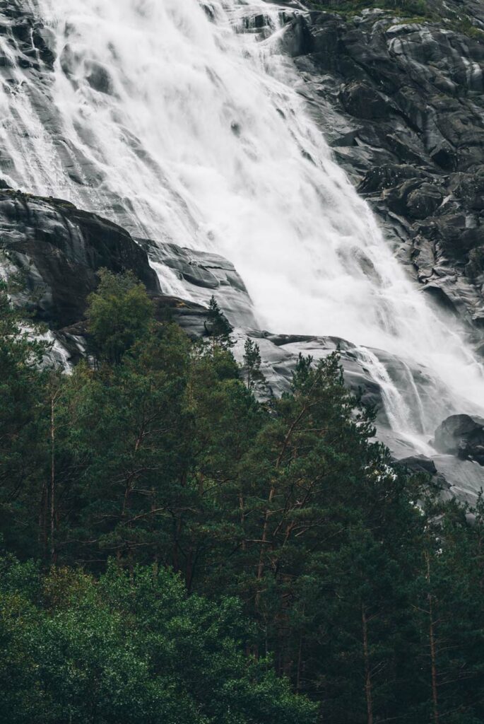 Langfossen, Norvege