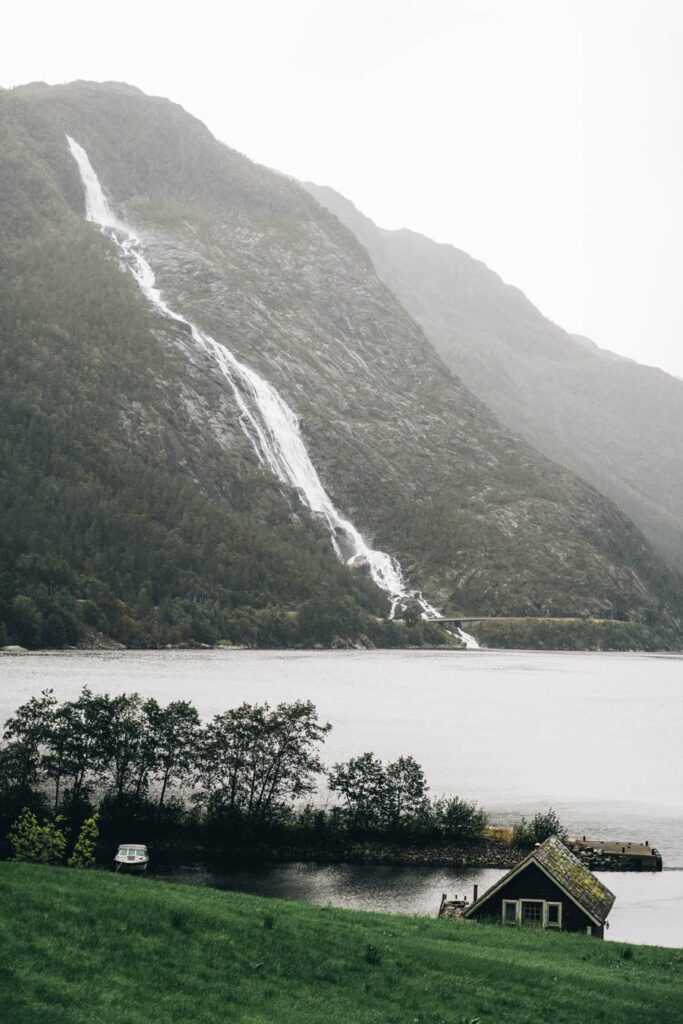 Langfossen, Norvege