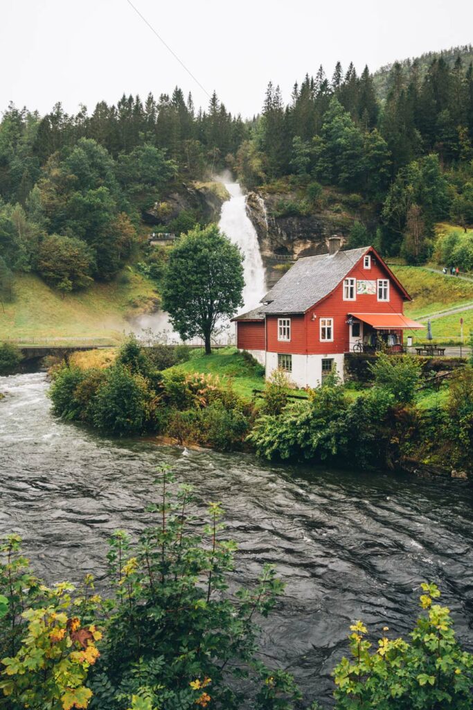 Steinsdalsfossen, Norvege